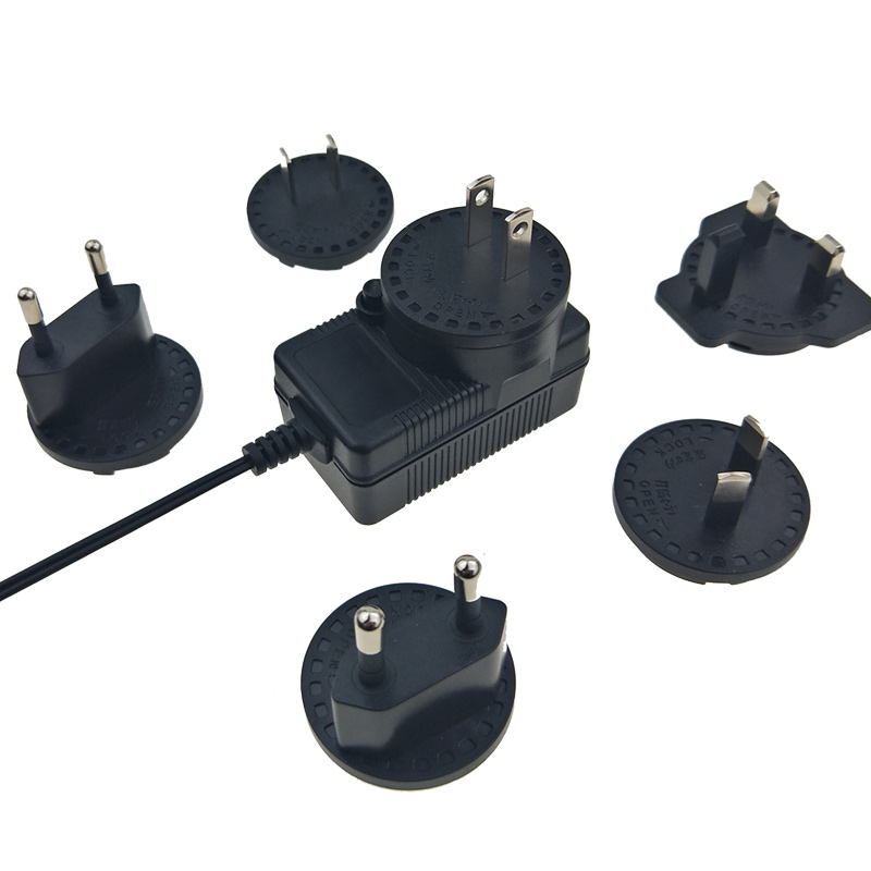 12.6W Interchangeable AC Plugs 18v 0.7a With UL CE Approved