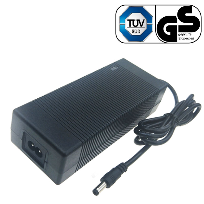 18V 8A Switching Power Supply