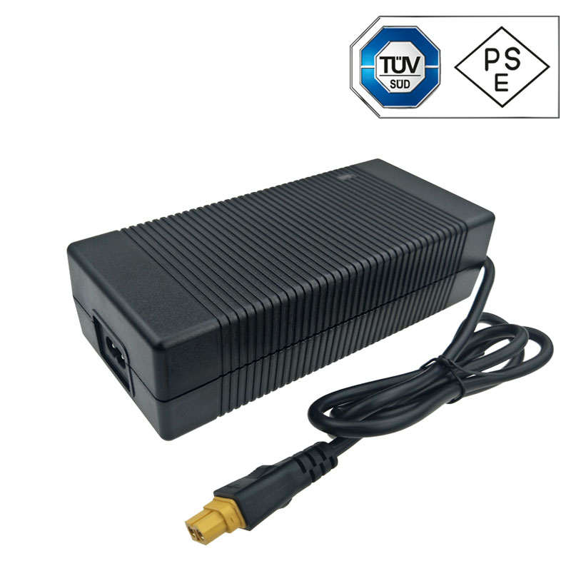 UL CUL FCC Approved 19V 10A AC DC Power Adapter