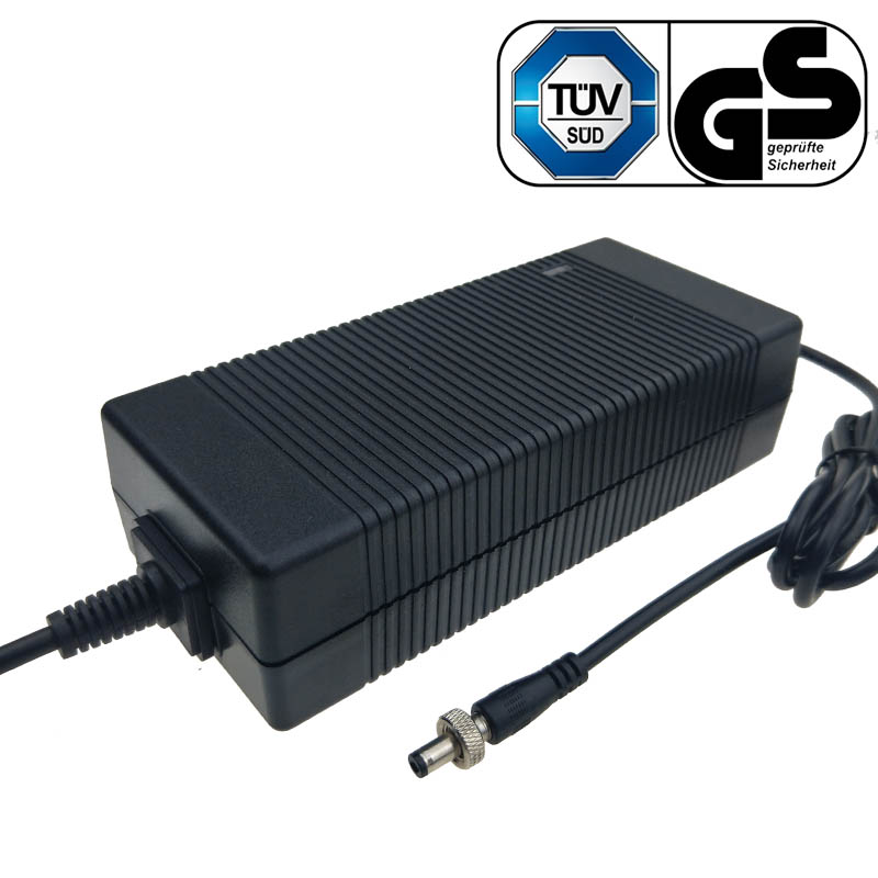 12v-11a-ac-dc-adapter.jpg